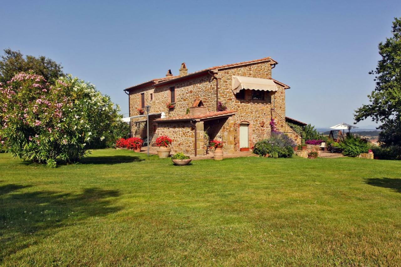 Casale Giacomini Bed & Breakfast Manciano Exterior photo