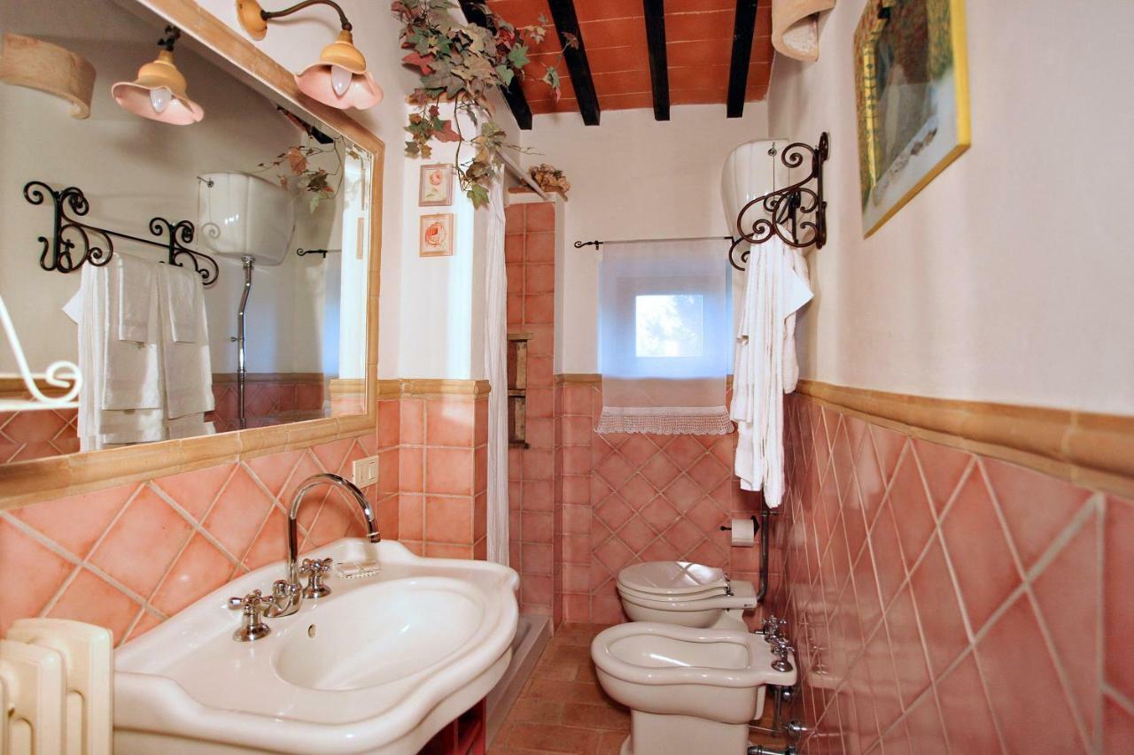 Casale Giacomini Bed & Breakfast Manciano Exterior photo